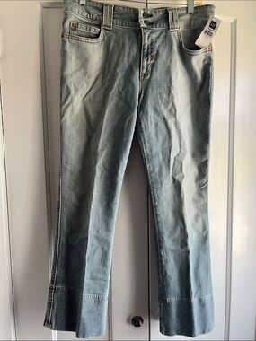 NWT GAP Light Blue Denim Low Rise Cropped Faded Jeans
